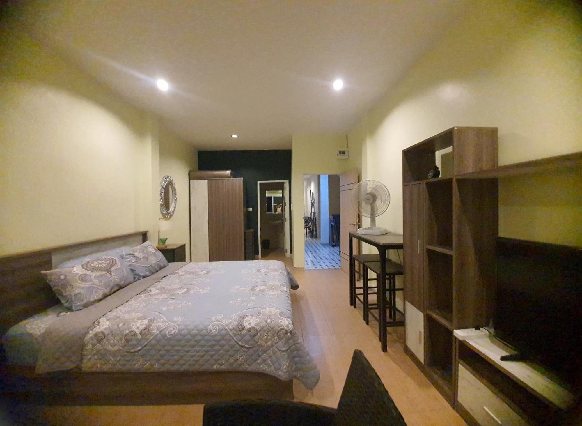 Merit Courtyard Suvarnaphumi House 曼谷 外观 照片